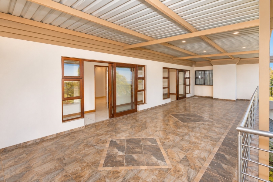 4 Bedroom Property for Sale in Kosmos Ridge North West